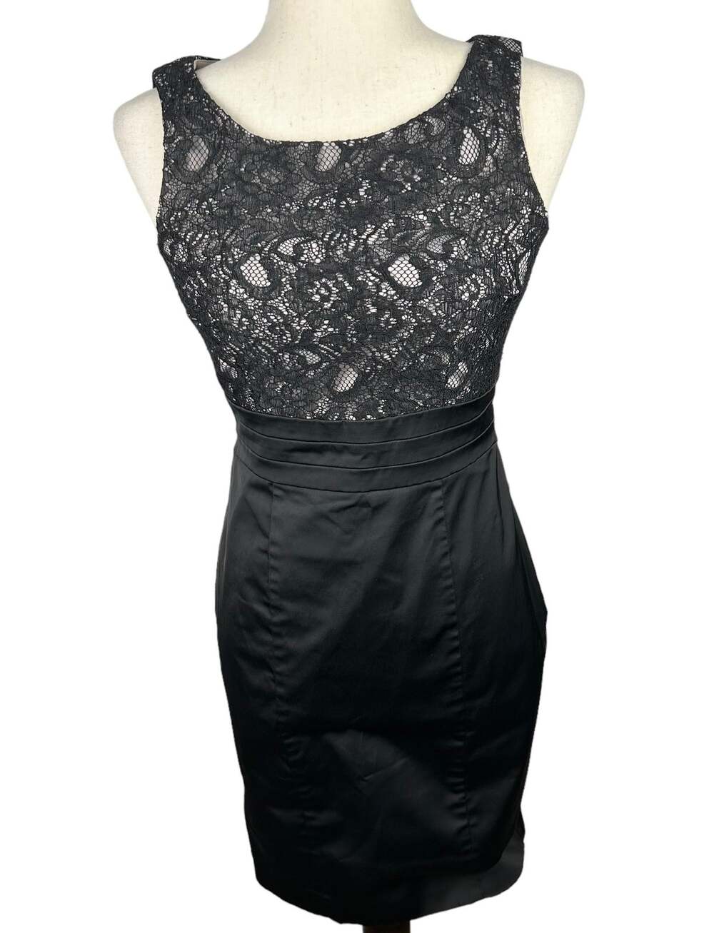 H & M Lacy Top Satiny Bottom Sleeveless Black Cocktail Dress Size 6 EUC